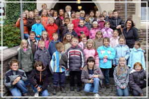 Unsere aktuellen Sch&uuml;ler mit Lehrerinnen (Stand 2008)